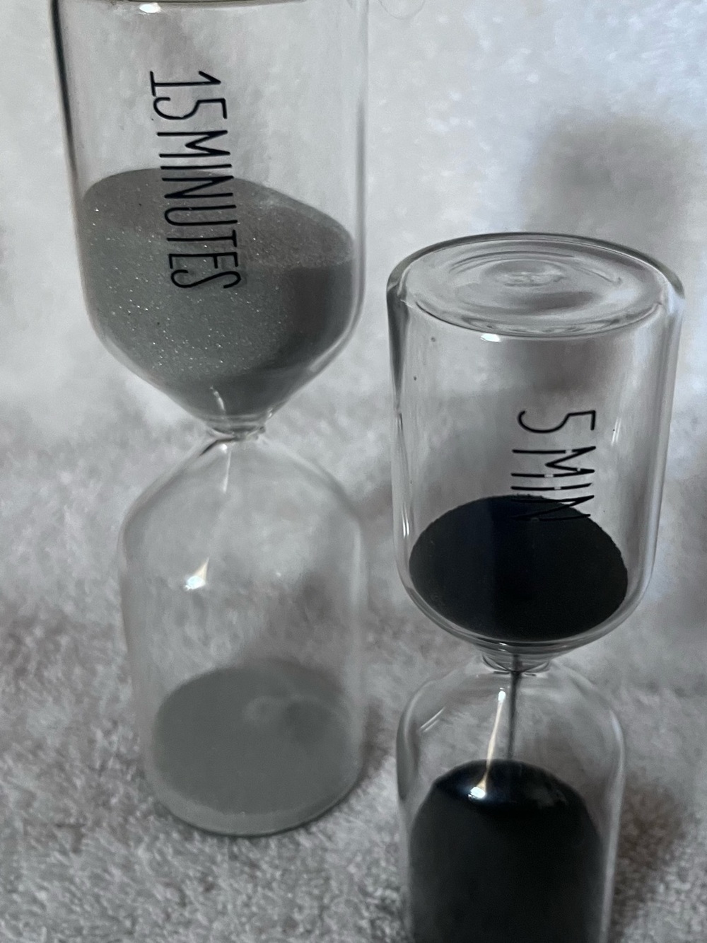 Minimal Glass Hourglass Timer Set — Gray and Black